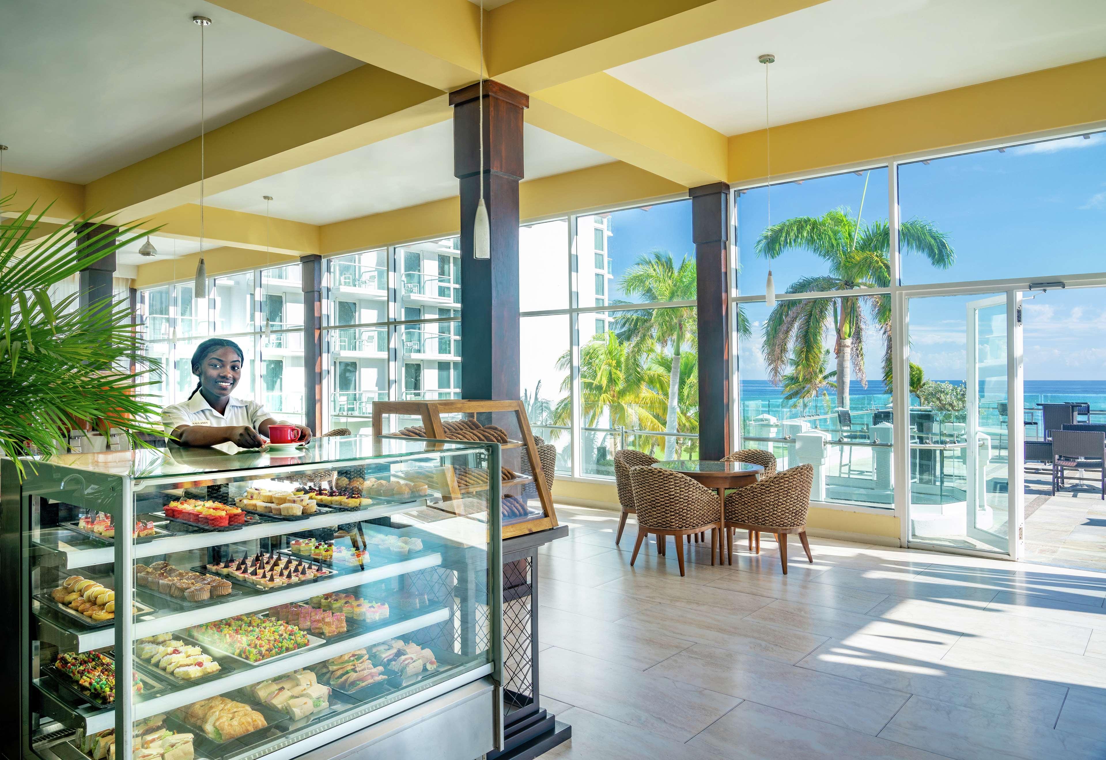 Dreams Rose Hall & 4* Montego Bay